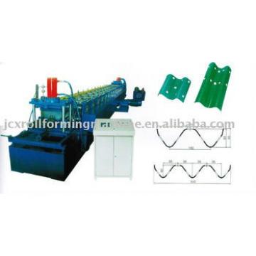 Fast Guardrail Forming Machine smoothly plate - scale high - tech cold roll forming machine